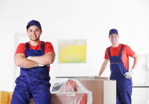 Removal van service in South Kensington for local home and office moves