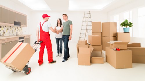 South Kensington removal van service for residential and commercial moving