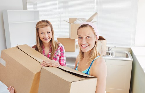Same day moving service for apartments and offices in South Kensington