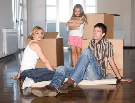 Professional packing support for delicate items during a South Kensington move